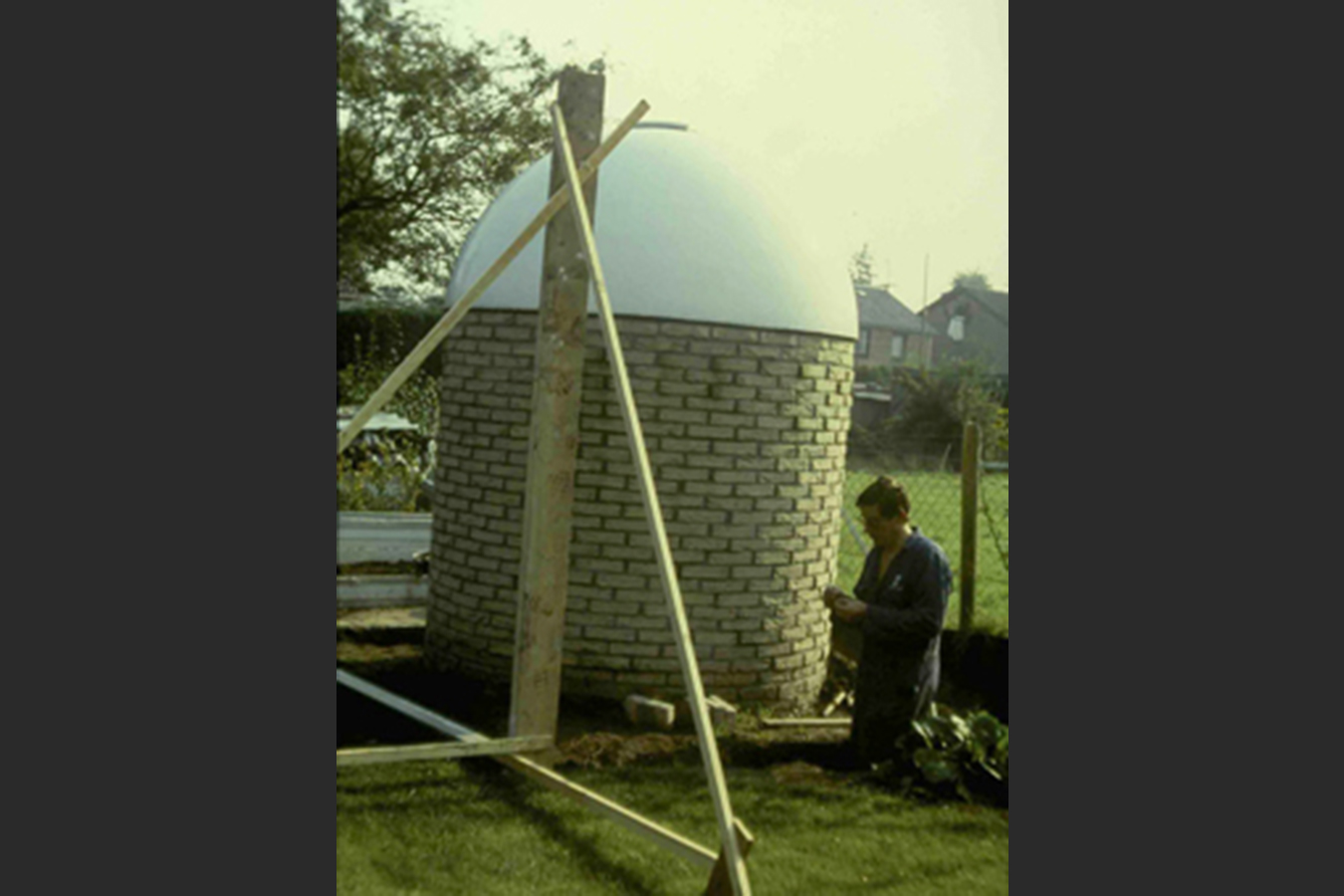 The observatory completed, 1986